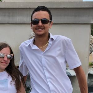 Meet your Posher, Zachary